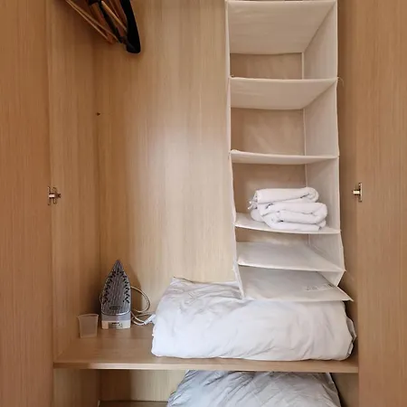 Апартаменти Cedar 2 Bedroom By Flat Mаnager