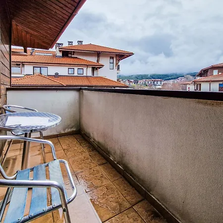 Апартаменти Cedar 2 Bedroom By Flat Mаnager