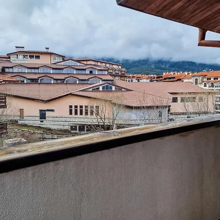 Апартаменти Cedar 2 Bedroom By Flat Mаnager *